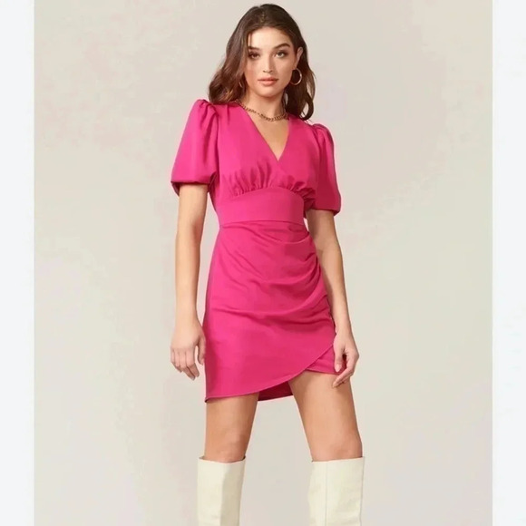 Adelyn Rae Nanda Puff Sleeve Mini Dress. Size Small, Color Fuchsia. Barbiecore. - Picture 1 of 6